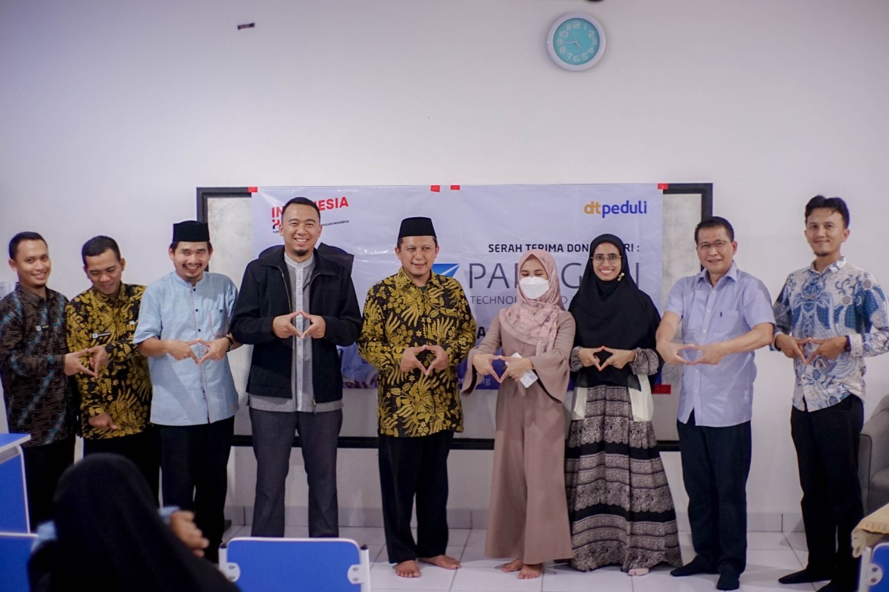 Dukung Pendidikan Anak Bangsa, PT Paragon Donasikan Dana untuk Adzkia