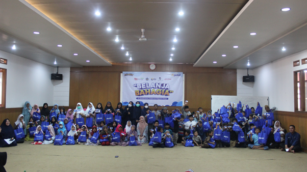 Selamat Penuh, DT Peduli Cianjur Ajak 100 Yatim Belanja Bahagia