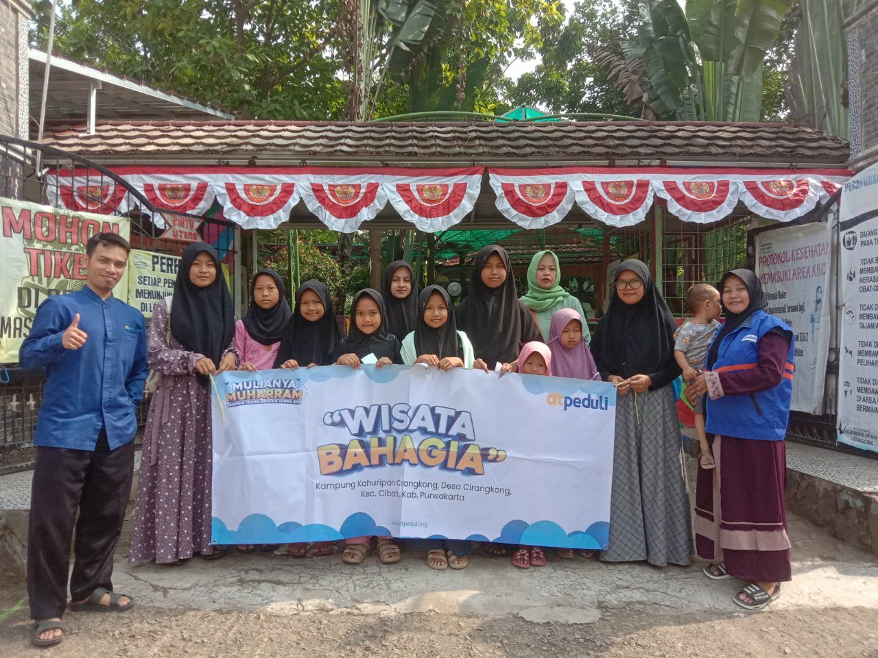 Perdana, Anak Yatim dan Dhuafa dari Kampung Siluman, Wisata Bahagia Bersama DT Peduli