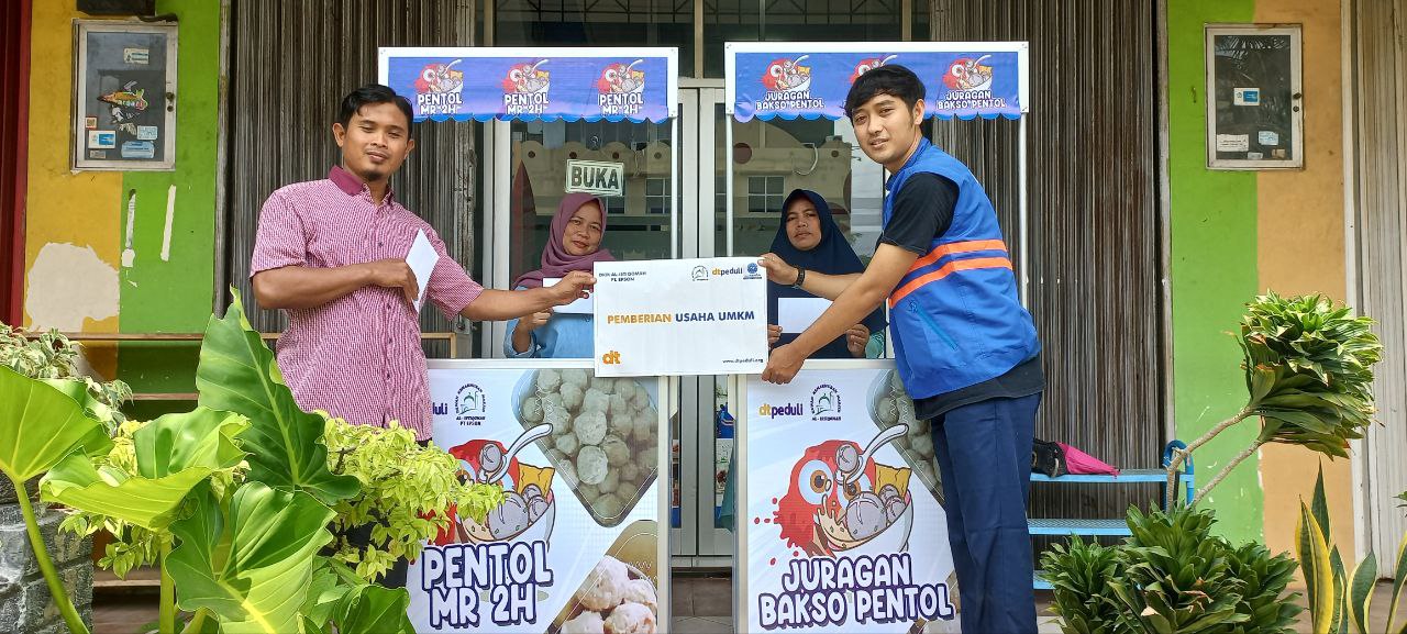 Usai Pelatihan Pembuatan Bakso, DT Peduli Bekasi Salurkan Modal dan Stand Booth untuk UKM Tangguh