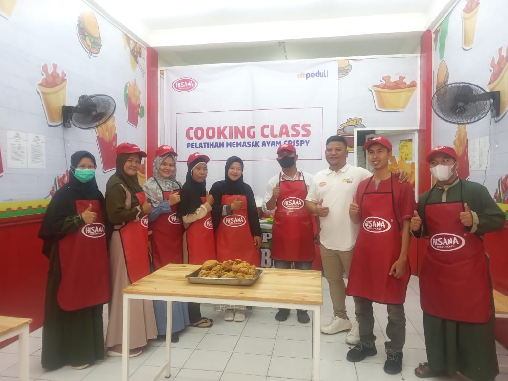 Kembangkan UKM Tangguh, DT Peduli Sumsel Gelar Cooking Class Ayam Crispy Ala Hisana