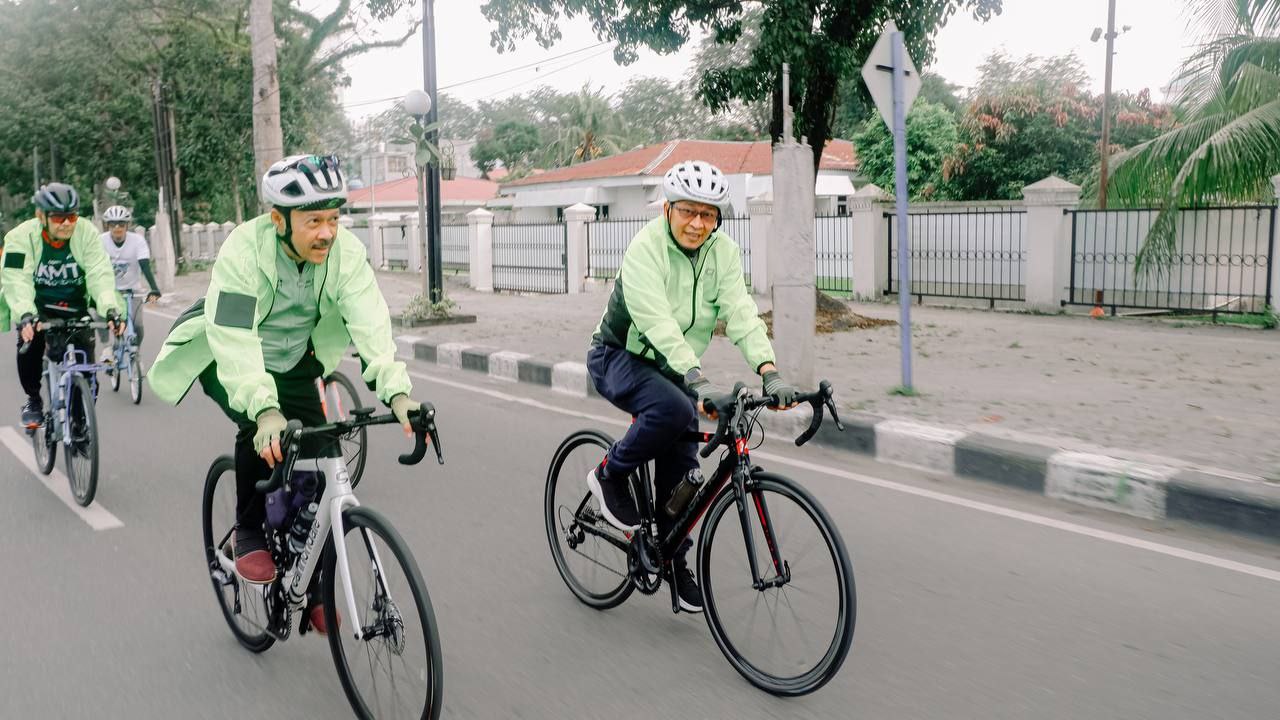 Syiar Jaga Kesehatan, Aa Gym Ajak Masyarakat Medan Gowes Bersama