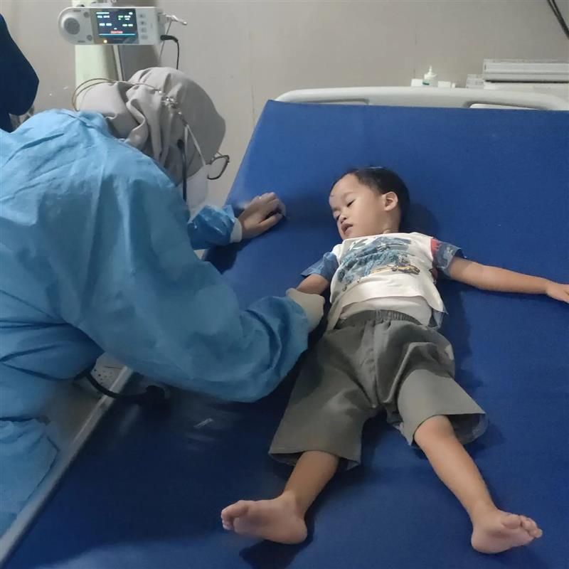 DT Peduli Jambi Salurkan Bantuan untuk Devin, Penderita Jantung Bocor Sejak Dini