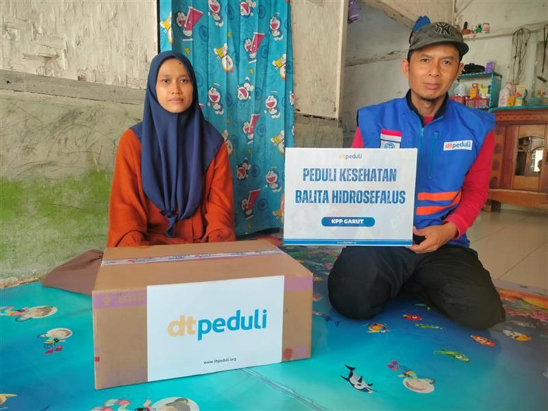 Bersama KPP DT Peduli Jakarta, DT peduli Garut Salurkan Bantuan bagi Balita Pengidap Hidrosefalus
