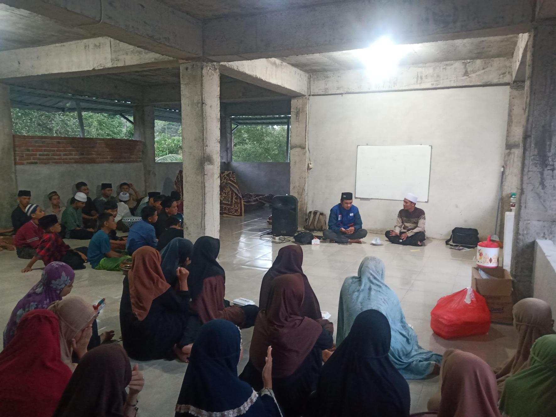 DT Peduli Lombok Berbagi Kebahagiaan saat Berbuka Puasa Sunnah 